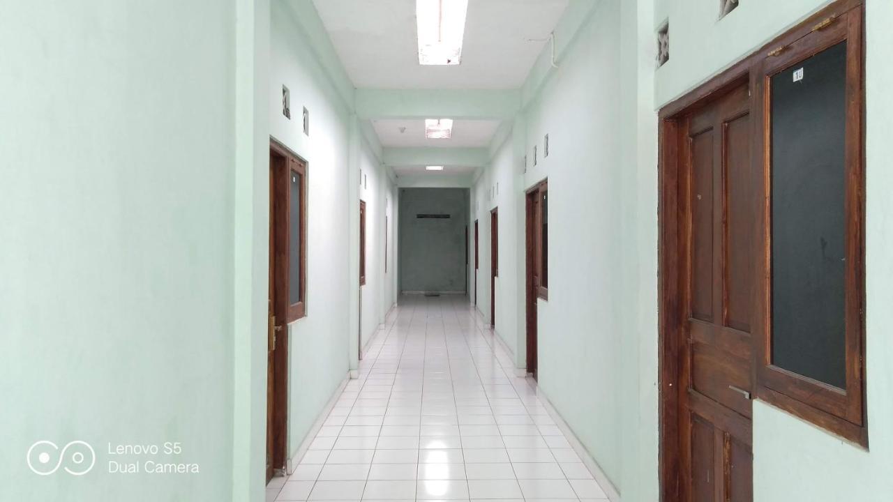 Spot On 93020 Rumah Singgah Ganjuran Bantul Exterior photo
