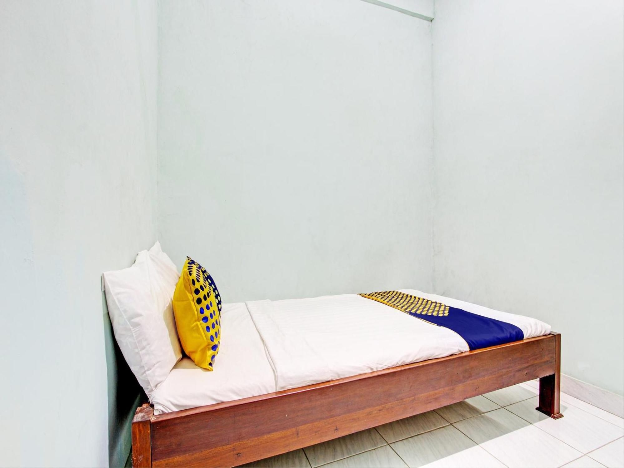 Spot On 93020 Rumah Singgah Ganjuran Bantul Exterior photo